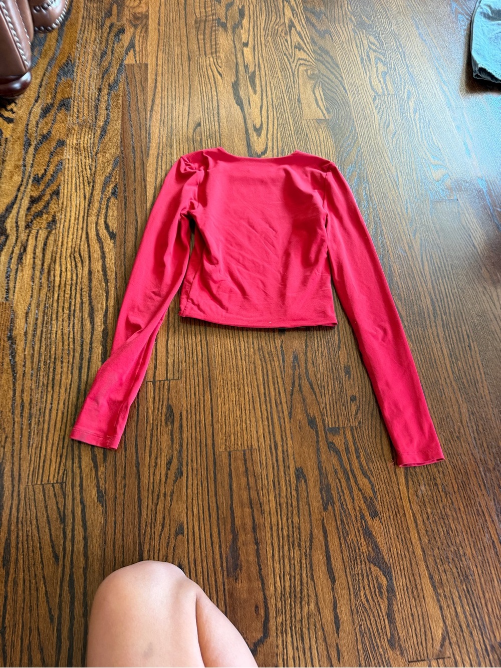 Long Sleeve Cropped Top - Bright Red - Picture 3 of 3